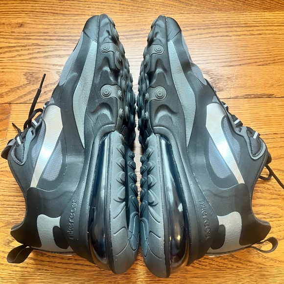 Nike Air Max 270 React Black /Dark Gray/Silver Men’s Sz 10.5 (CD2049-001) - Picture 8 of 11